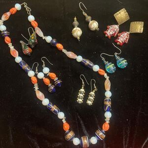 Beaded jewelry lot